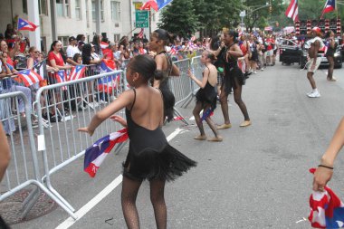 8 Haziran 2025, New York, ABD: 2025 yılında New York 'ta düzenlenen ulusal Porto Riko Günü geçidi (8). Geçit töreni güzergahı 44. caddeden 79. caddeye kadar takip etti (niyi fote / the new ws2)