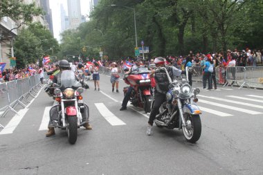 8 Haziran 2025, New York, ABD: 2025 yılında New York 'ta düzenlenen ulusal Porto Riko Günü geçidi (8). Geçit töreni güzergahı 44. caddeden 79. caddeye kadar takip etti (niyi fote / the new ws2)