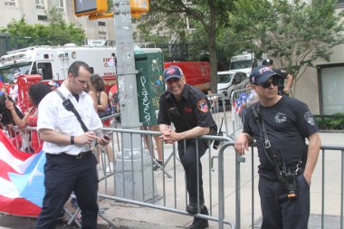 8 Haziran 2025, New York, ABD: 2025 yılında New York 'ta düzenlenen ulusal Porto Riko Günü geçidi (8). Geçit töreni güzergahı 44. caddeden 79. caddeye kadar takip etti (niyi fote / the new ws2)
