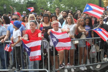 8 Haziran 2025, New York, ABD: 2025 yılında New York 'ta düzenlenen ulusal Porto Riko Günü geçidi (8). Geçit töreni güzergahı 44. caddeden 79. caddeye kadar takip etti (niyi fote / the new ws2)