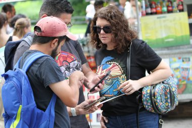 8 Haziran 2025, New York, ABD pokemon festivali 2025, New Park, New York. Central Park, New York 'ta oynanan oyun, aynı zamanda Liberty State Park ve Jersey City' ye de yayılıyor. (niyi fote\ theenews2)                