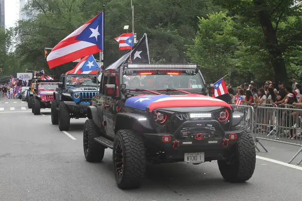 8 Haziran 2025, New York, ABD: 2025 yılında New York 'ta düzenlenen ulusal Porto Riko Günü geçidi (8). Geçit töreni güzergahı 44. caddeden 79. caddeye kadar takip etti (niyi fote / the new ws2)