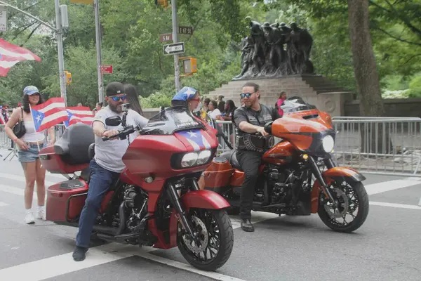 8 Haziran 2025, New York, ABD: 2025 yılında New York 'ta düzenlenen ulusal Porto Riko Günü geçidi (8). Geçit töreni güzergahı 44. caddeden 79. caddeye kadar takip etti (niyi fote / the new ws2)