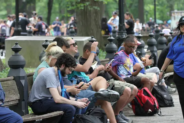 8 Haziran 2025, New York, ABD pokemon festivali 2025, New Park, New York. Central Park, New York 'ta oynanan oyun, aynı zamanda Liberty State Park ve Jersey City' ye de yayılıyor. (niyi fote\ theenews2)                