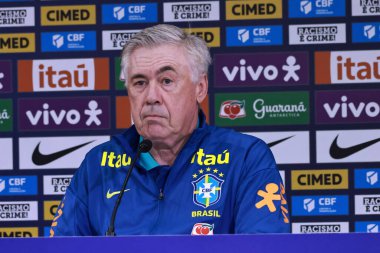 Sao Paulo (sp), Brezilya 06 / 09 / 2025 Brezilya Milli Takım koçu Carlos Ancelotti ile Pazartesi öğleden sonra, son eğitim oturumundan önce, Sao Paulo 'daki Neo quimica arenasında basın toplantısı düzenledi. (leco viana / the newws2)