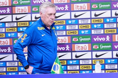 Sao Paulo (sp), Brezilya 06 / 09 / 2025 Brezilya Milli Takım koçu Carlos Ancelotti ile Pazartesi öğleden sonra, son eğitim oturumundan önce, Sao Paulo 'daki Neo quimica arenasında basın toplantısı düzenledi. (leco viana / the newws2)