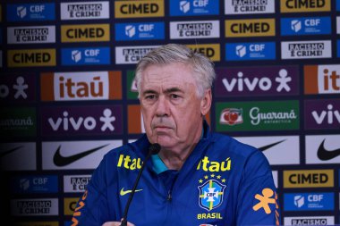 Sao Paulo (sp), Brezilya 06 / 09 / 2025 Brezilya Milli Takım koçu Carlos Ancelotti ile Pazartesi öğleden sonra, son eğitim oturumundan önce, Sao Paulo 'daki Neo quimica arenasında basın toplantısı düzenledi. (leco viana / the newws2)
