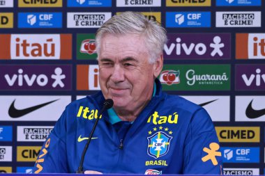 Sao Paulo (sp), Brezilya 06 / 09 / 2025 Brezilya Milli Takım koçu Carlos Ancelotti ile Pazartesi öğleden sonra, son eğitim oturumundan önce, Sao Paulo 'daki Neo quimica arenasında basın toplantısı düzenledi. (leco viana / the newws2)