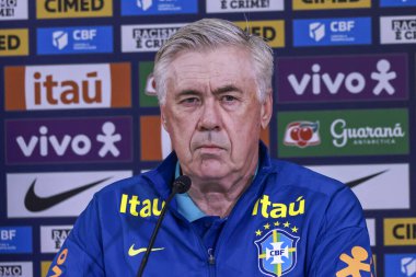 Sao Paulo (sp), Brezilya 06 / 09 / 2025 Brezilya Milli Takım koçu Carlos Ancelotti ile Pazartesi öğleden sonra, son eğitim oturumundan önce, Sao Paulo 'daki Neo quimica arenasında basın toplantısı düzenledi. (leco viana / the newws2)