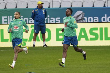 Sao Paulo (sp) Brezilya 06 / 09 / 2025 oyuncuları Raphinha ve Vinicius jr, bu pazartesi Sao Paulo 'daki Neo Quimica Arena' da milli takım eğitiminde. (leco viana / the newws2)