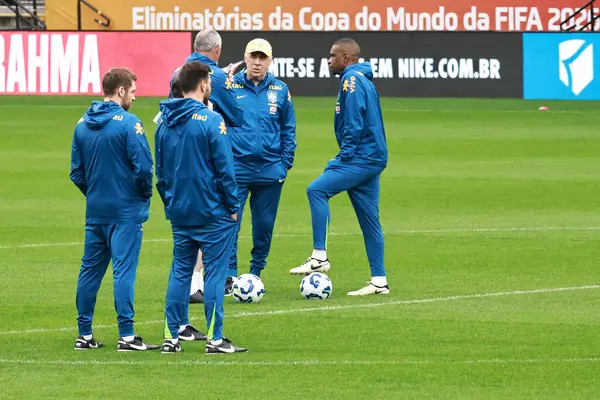 Sao Paulo (sp) Brazil 06 / 09 / 2025 carlo ancelotti, Brezilyalı milli takım antrenmanına Sao Paulo 'daki Neo Quimica Arena' da (sp) liderlik ediyor. (leco viana / the newws2)