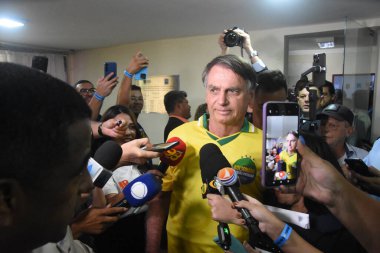 Natal (rn), Brazil 12 / 06 / 2025 - eski başkan jair messias bolsonaro, bu öğleden sonra, 12 Haziran 2025 tarihinde, natal şehir konseyinde, vatandaşlık unvanı aldı ve Ponta negra plajına gitti (jose aldenir / thews2)