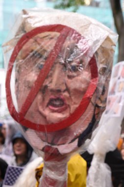 14 Haziran 2025, Miami, Florida, ABD: Miami 'deki Bisscayne Bulvarı' nda birçok anti-koz protestocusu, bize karşı protesto eylemi düzenledi. Başkan Donald Trump, göçmenlik politikaları, otoriterciliği (Victor m matos / the enews2)