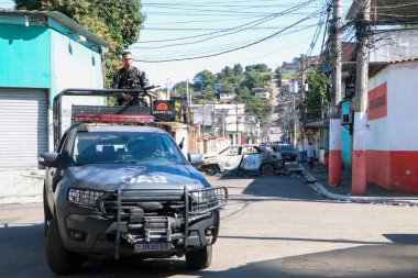 Duque de caxias (rj), 06 / 16 / 2025 - operasyon / manguerinha / rj - askeri polis Mangueirinha kompleksi, duque de caxias, 16 Haziran 2025 'de bir operasyon gerçekleştirdi. (Jose Lucena 2. Bölüm)) 