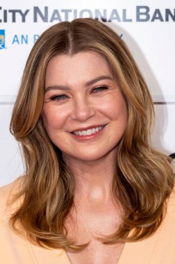 New York, ABD: 14 Haziran 2025 - Ellen Pompeo, Spring Stüdyoları 'nda düzenlenen 2025 Tribeca Festivali sırasında Öykücülere katılır. Etkinlikte Pompeo ve gazeteci Katie Couriç arasında samimi bir sohbet gerçekleşti. (m10 'lar / yeniler 2) 
