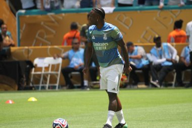 18 Haziran 2025, Miami, Florida, Vini Jr. gerçek Madrid C.F. arasındaki futbol maçı sırasında. Al Hilal, Fifa Dünya Kulüpler Kupası 'nın grup aşamasında Miami' deki Hard Rock Stadyumu 'nda yer alıyor. (niyi fote / the new ws2)