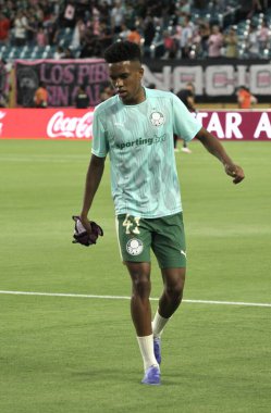 23 Haziran 2025, Miami, Florida, ABD: estevao of palmeiras Inter miami fc ve palmeiras arasındaki futbol maçı sırasında Fifa Dünya Kulüpler Kupası 'nın son maçında Hard Rock Stadyumu' nda (niyi fote / theenews2)