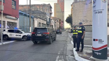Sao Paulo (SP), Brezilya 06 / 25 / 2025 - Cracolandia olarak bilinen orta bölgedeki Rua dos Protestanları üzerinde hareket eden araçların akışı bu Çarşamba günü trafiğe sunuldu. (Oslaim Brito / Tenews2)