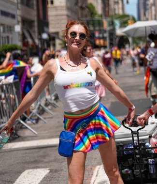 New York Gurur Yürüyüşü 2025 'in gururu. 29 Haziran 2025. New York, ABD: New York şehri bugün binlerce insanın yıllık lgbtq + kimliğini kutlamak ve eşitlik talep etmek için toplanmasıyla canlandı (Jorge Estrellado / the enews2)