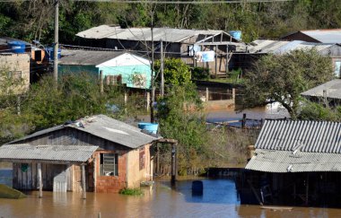 Porto alegre (rs), Brezilya 07 / 01 / 2025 Rio Grande do Sul 'un başkenti bu Salı (1.) guaiba' nın yükselen seviyesinden muzdarip olmaya devam ediyor. (Çello Oliver / The Newws2)