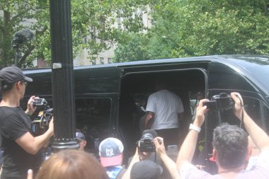 Sean Diddy Combs şantaj komplosundan suçsuz bulundu. 2 Temmuz 2025, New York, ABD: diddy tarak çocuklar mahkeme arasında saraydan ayrılırken görüldü (niyi fote / the new ws2)