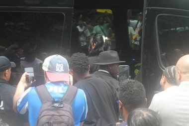 Sean Diddy Combs şantaj komplosundan suçsuz bulundu. 2 Temmuz 2025, New York, ABD: diddy tarak çocuklar mahkeme arasında saraydan ayrılırken görüldü (niyi fote / the new ws2)