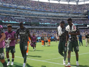 Chelsea, Fifa Dünya Kupası 2025 yarı finallerinde fluminense 'i yendi. 8 Temmuz 2025, New Jersey, ABD: Chelsea oyuncuları futbol maçından sonra taraftarlarıyla fluminense 'e karşı zaferlerini kutluyorlar (niyi fote / thews2)
