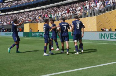 psg vs Real Madrid: Yarı finaller Fifa Dünya Kulüpler Kupası. 9 Temmuz 2025, New Jersey, U.S.F. Ruiz # 8 psg takımının Paris Saint Germain ve Real Madrid arasındaki futbol maçında attığı üçüncü golü kutladı (niyi fote / theenews2)