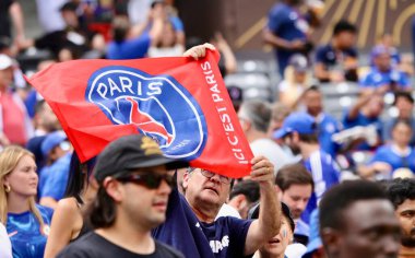 13 Temmuz 2025, New Jersey, ABD: Chelsea ve Psg arasındaki futbol maçı boyunca taraftarlar New Jersey 'deki Metlife Stadyumu' nda oynanan Fifa Dünya Kupası 2025 finalinde geçerlidirler. Chelsea 3-0 kazandı (niyi fote / theenews2)