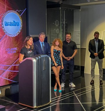 Natasha Lyonne, Nick offerman & John Goodman Şirinler 'in galası için Empire State binasını aydınlattı. 16 Temmuz 2025, New York, ABD. (Jeff Rivera / Newws2)