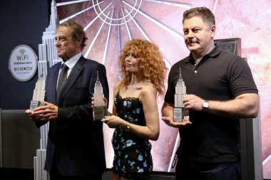 Natasha Lyonne, Nick offerman ve John Goodman Paramount Animasyon Şirinlerinin galasını kutlamak için lollipop Tiyatrosu ile ortaklaşa Empire State Binası 'nı aydınlattılar. 16 Temmuz 2025, New York, ABD (niyi fote / theenews2)