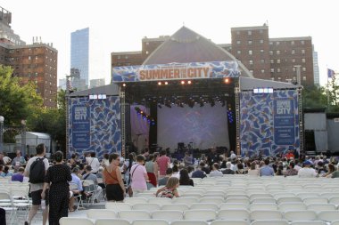 Mutantlar yazın New York 'taki Brezilya haftası için canlı performans sergilerler. 17 Temmuz 2025, New York, ABD: Brezilya 'nın en ikonik pop grubu ve tropicalia hareketinin kilit figürleri (niyi fote / thews2)