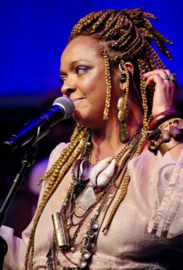 Anelis, Brezilya 'da yaz aylarında performans sergiliyor. 19 Temmuz 2025, New York, ABD: Anelis Varsayımsal olarak Brezilyalı şarkıcı-söz yazarı (niyi fote / thews2)