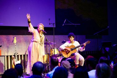 Anelis, Brezilya 'da yaz aylarında performans sergiliyor. 19 Temmuz 2025, New York, ABD: Anelis Varsayımsal olarak Brezilyalı şarkıcı-söz yazarı (niyi fote / thews2)