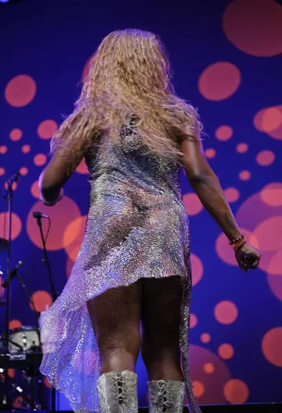 Yazın Brezilya 'daki hafta sonu için daha iyi perdeler var. 19 Temmuz 2025, New York, ABD doğumlu cesur ve çığır açan süperstar şarkıcı-söz yazarı São Paulo. 