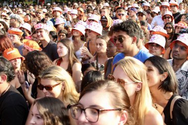 Z100New York yaz partisi '25. 7 Ağustos 2025, New York, ABD: Iheart Media sırasındaki hayranlar New York 'un 25 yazlık partisi (niyi fote / thews2)