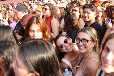 Z100New York yaz partisi '25. 7 Ağustos 2025, New York, ABD: Iheart Media sırasındaki hayranlar New York 'un 25 yazlık partisi (niyi fote / thews2)