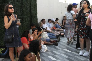 Z100New York yaz partisi '25. 7 Ağustos 2025, New York, ABD: Iheart Media sırasındaki hayranlar New York 'un 25 yazlık partisi (niyi fote / thews2)