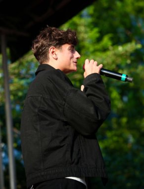 Z100New York yaz partisi '25. 7 Ağustos 2025, New York, ABD: dom innarella during iheart media New York 's summer bash' 25 (niyi fote / the enews2)