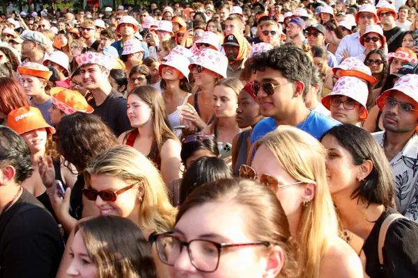 Z100New York yaz partisi '25. 7 Ağustos 2025, New York, ABD: Iheart Media sırasındaki hayranlar New York 'un 25 yazlık partisi (niyi fote / thews2)