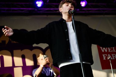 Z 100 New York yaz partisi '25. 7 Ağustos 2025, New York, ABD: dom innarella during iheart media New York 'un z100, New York' un bir numaralı müzik istasyonu (niyi fote / theenews2)