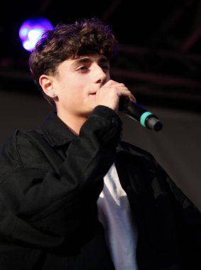 Z 100 New York yaz partisi '25. 7 Ağustos 2025, New York, ABD: dom innarella during iheart media New York 'un z100, New York' un bir numaralı müzik istasyonu (niyi fote / theenews2)