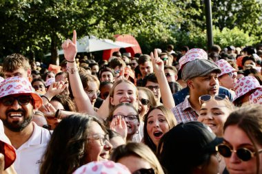 Z 100 New York yaz partisi '25. 7 Ağustos 2025, New York, ABD: New York 'un bir numaralı müzik istasyonu (niyi fote / thenews2), Iheart Media' nın Z100 'ü boyunca hayranları)