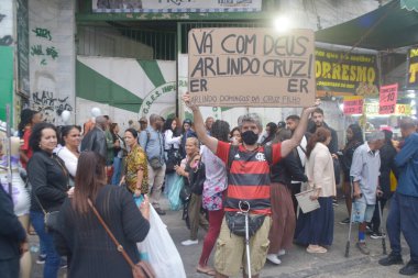 Rio de Janeiro, Brezilya 08 / 09 / 2025 - şarkıcı ve besteci Arlindo Cruz, Rio de Janeiro 'nun kuzeyindeki Madureira' daki Imperio Serrano samba okulunda uyandırılıyor. (fausto maia / thenews2)