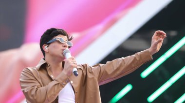 Sao Paulo (sp), 08 / 16 / 2025 - leo / foguete / sp - şarkıcı Leo Rolo tarafından, arena anhembi 'deki farraial 2025' de, bu cumartesi öğleden sonra, 16 Ağustos 2025 (Foto: Milene Cardoso / Thenews2)  