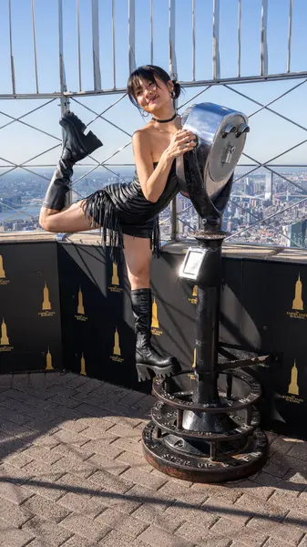 22 Ağustos 2025, New York, ABD. Rei ami, Netflix ve Cape USA ortaklığıyla Empire State Binası 'nı aydınlatıyor ve Iheart Media' dan New York 'un z100' lü yıllarının desteğiyle 