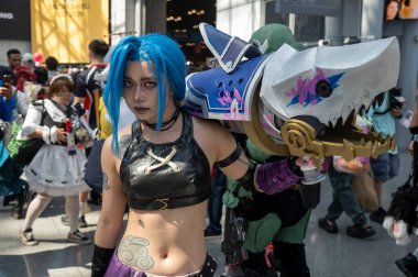 23 Ağustos 2025, New York, New York, ABD: New York City 'de 23 Ağustos 2025' te Jacob Javits Center 'da bir Cosplayer poz veriyor. (m10 'lar / yeniler 2) 