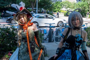 23 Ağustos 2025, New York, New York, ABD Cosplayers poz 2025 yılında Jacob Javits Center 'a giderken New York' ta 23 Ağustos 2025 tarihinde New York 'ta anime nyc. (m10 'lar / yeniler 2) 