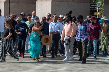 24 Ağustos 2025, New York, New York, New York, ABD Belediye Başkanı Adams, New York City Afrika Konseyi 'nden bir destek aldı. (M10 'lar\ yeni 2ler))       