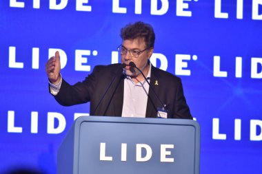 Rio de Janeiro (RJ), 22 Ağustos 2025 - Temiz Yakıtlar - Brezilya için Yeni Yakıt Çağı. Copacabana 'daki Fairmont Otel' de (RJ) düzenlenen 24. Lide İş Konferansı 'nda bu Cuma (22) valiler bir araya geldi.)